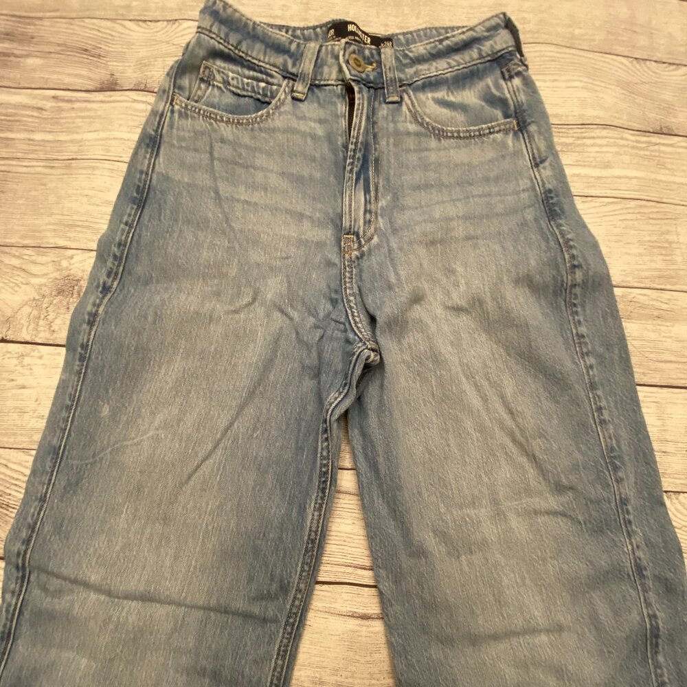 Hollister Size 24 Ultra High Waisted Baggy Wide Leg Jeans Regular